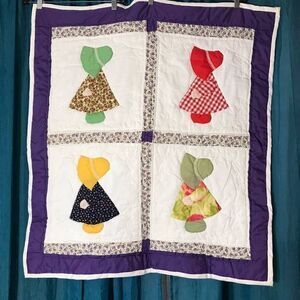 Vtg Sunbonnet Handmade Small Quilt